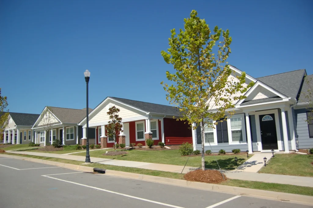 Ward Mungo Companies partnered with the Housing Authority of the City of Columbia to develop Rosewood Hills, a thoughtfully planned residential community in Columbia, South Carolina. The project features 60 detached dwellings and 54 attached units, providing affordable and workforce housing options designed to meet the needs of local families.