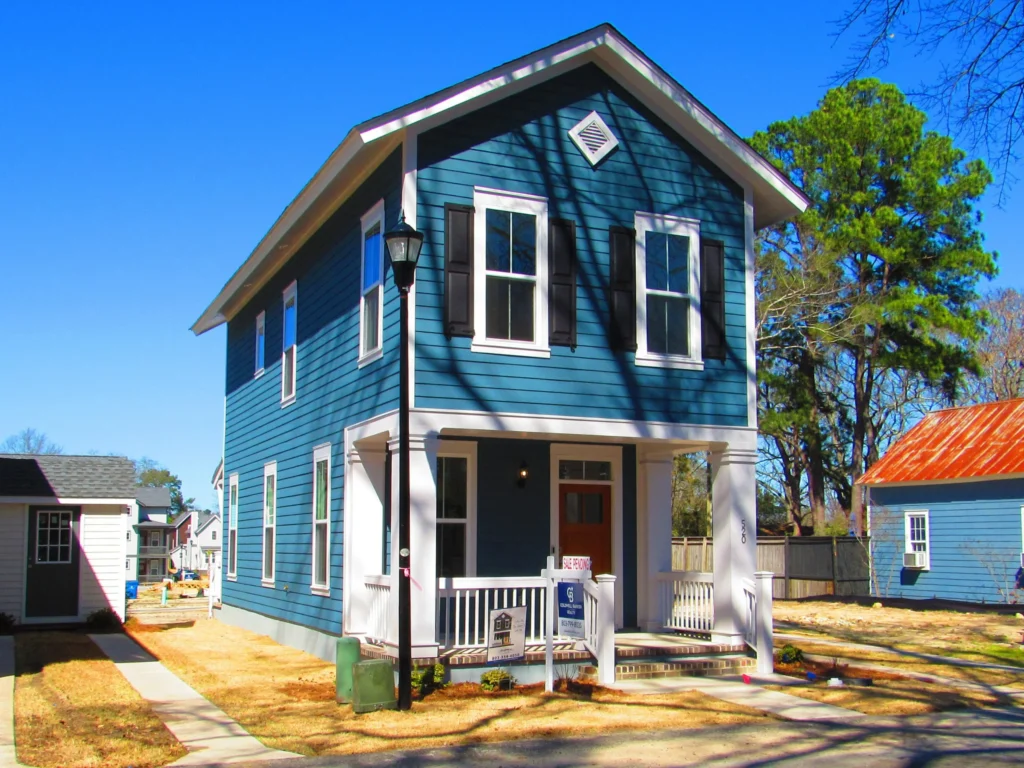 Ward Mungo Companies partnered with Spring Street Partners to develop St. Ann’s Alley, a thoughtfully designed residential community in Columbia, South Carolina. The project includes 34 newly constructed single-family homes with 2–3 bedrooms and 2–3 bathrooms, providing attainable and workforce housing for families and professionals.